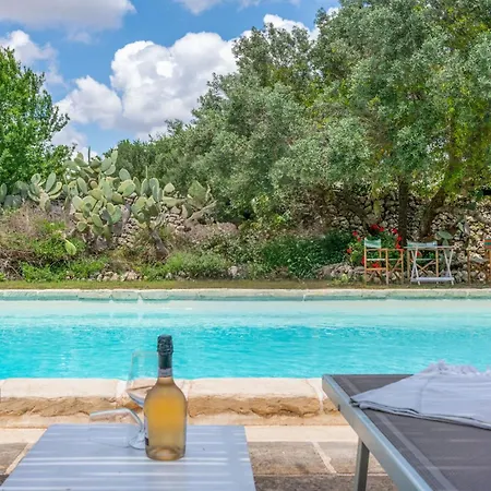 Ancient Masseria With Pool - Artemisia Homes Апартаменты