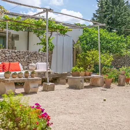 Ancient Masseria With Pool - Artemisia Homes Апартаменты *