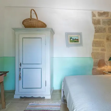 Ancient Masseria With Pool - Artemisia Homes Апартаменты *